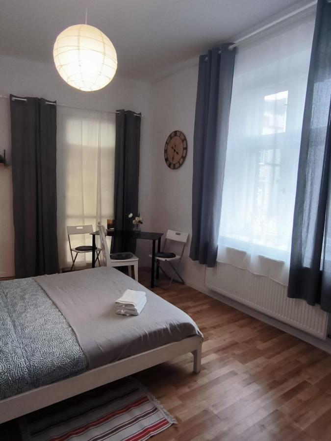 Cozy Apartments And Rooms Katowice Ngoại thất bức ảnh