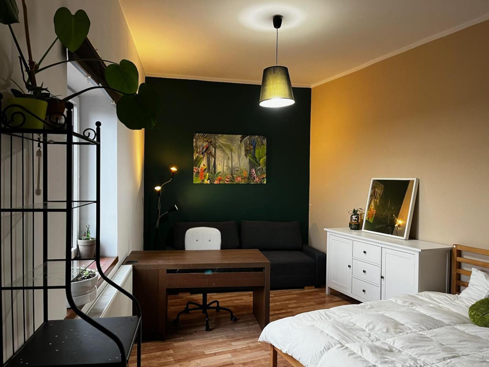 Cozy Apartments And Rooms Katowice Ngoại thất bức ảnh